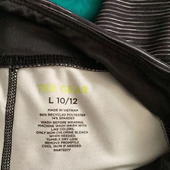 Tek gear girls long sleeve top and capris   - Picture 3 of 3